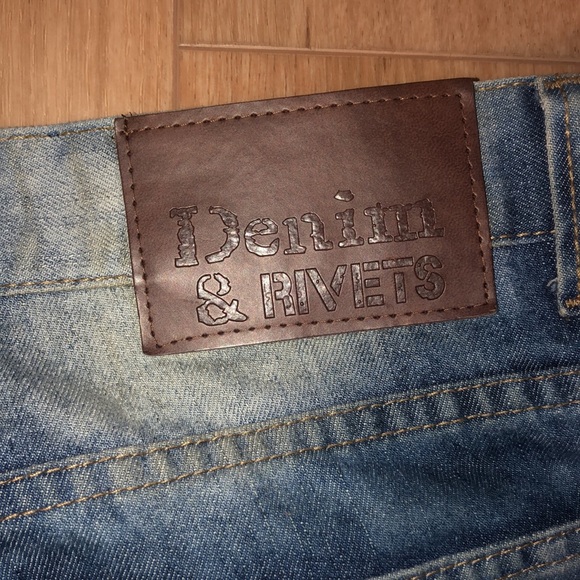 DENIM & RIVETS JEANS - Picture 6 of 7